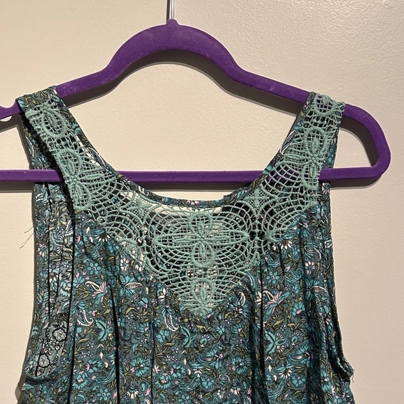 O'Neill Green and Black Crochet Detail Tank Top - Picture 3 of 5